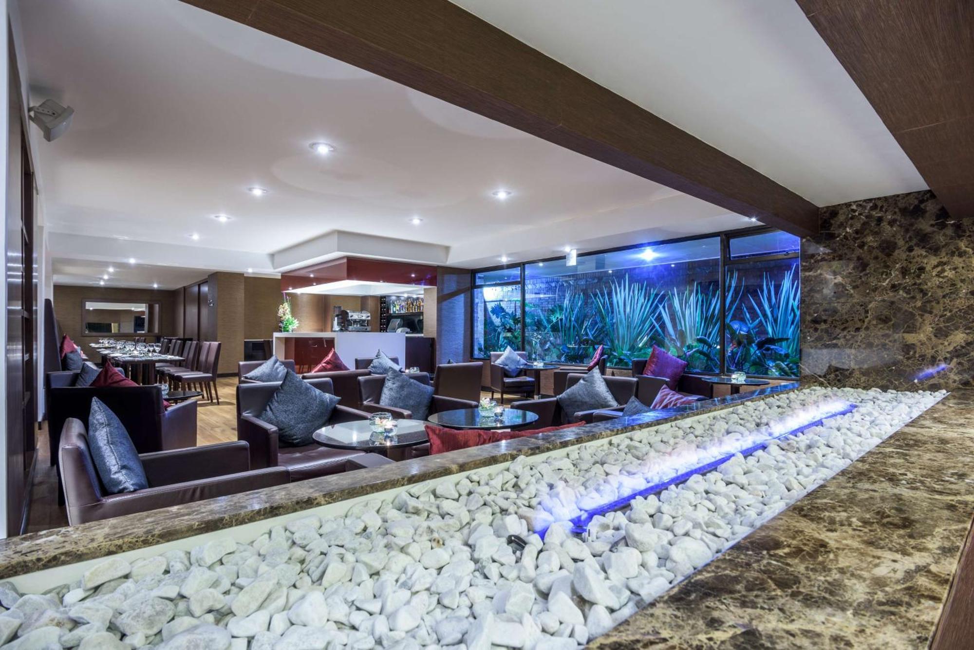 Nh Collection Bogota Andino Royal Hotel Kültér fotó The lobby of the hotel